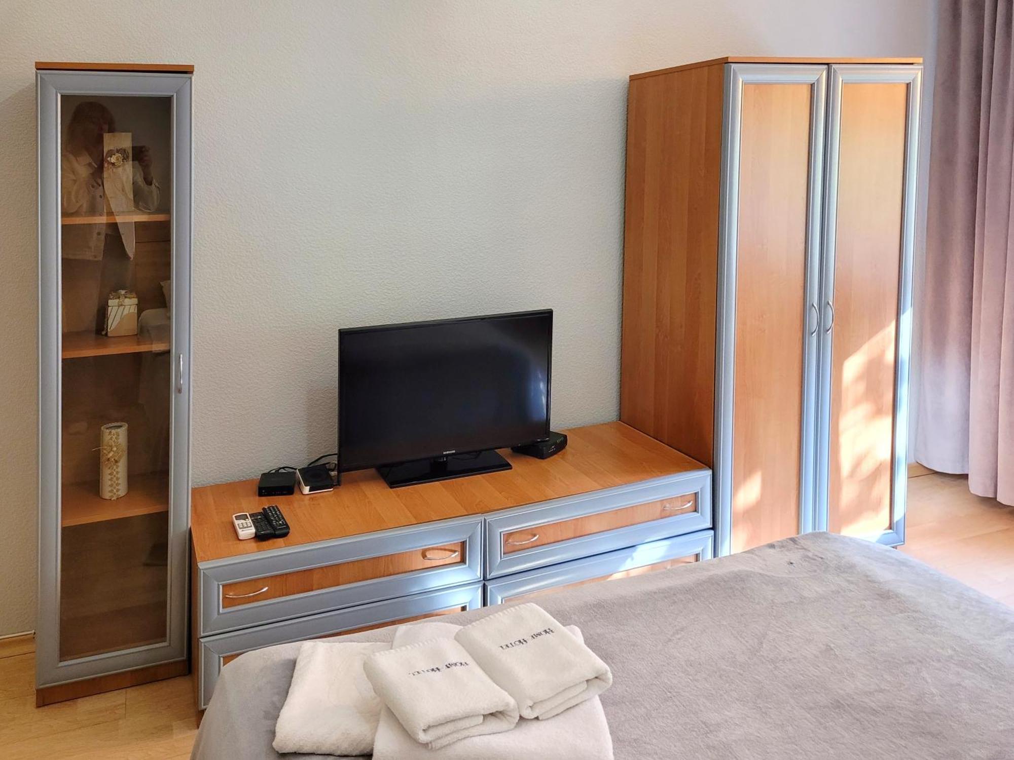 Home-Hotel Apartments On Maidan Nezalezhnosti Square Kiev Eksteriør billede